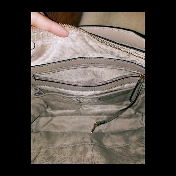 MICHAEL Michael Kors Matilda Handbag - Picture 7 of 7